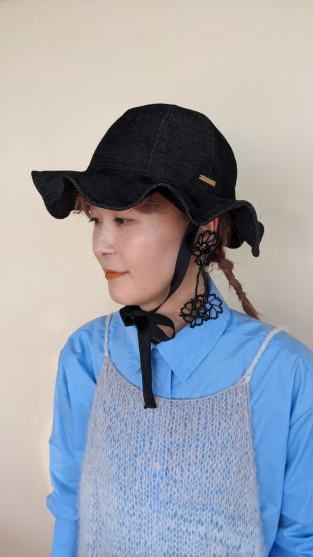 lili by SERI デザイナー田中芹さんおすすめの帽子×アクセサリーの組み合わせ方